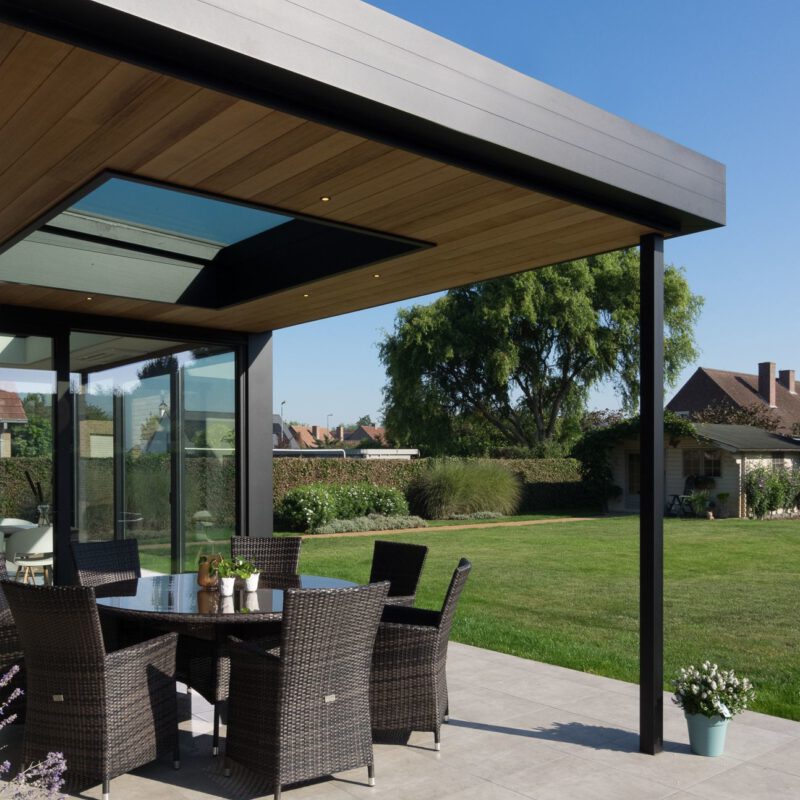 Moderne veranda te Assenede