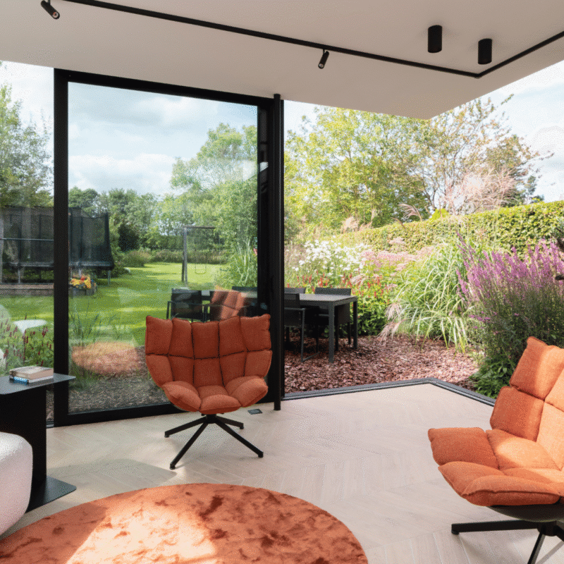 Moderne zwarte aanbouw veranda Dilbeek 3