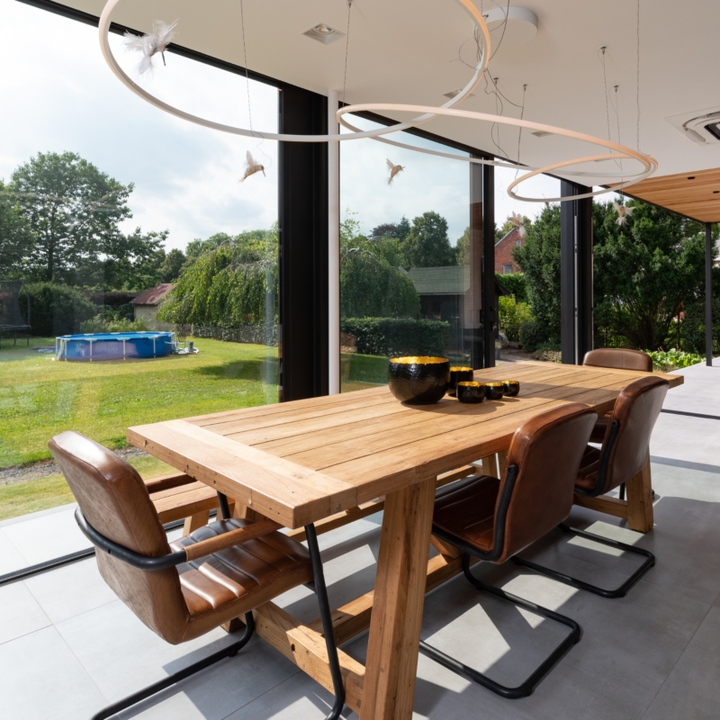Moderne zwarte veranda aanbouw in Lokeren 6