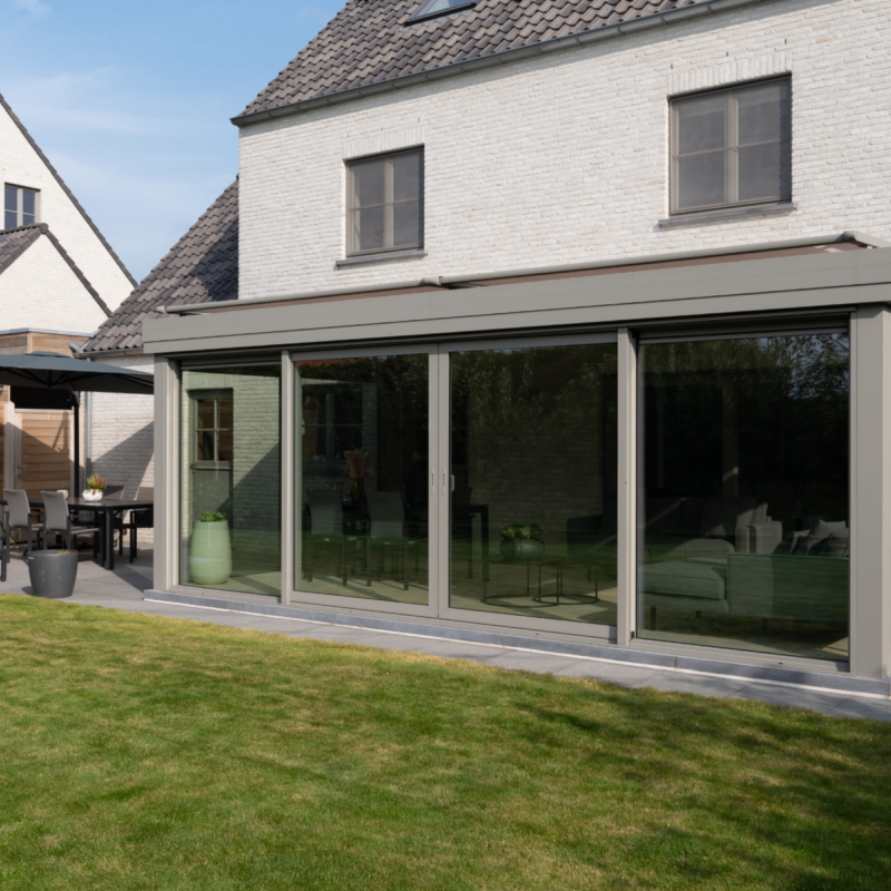 Veranda in landelijke stijl in Aalst 6