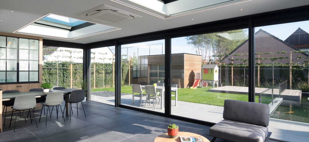 Moderne veranda te Oostrozebeke