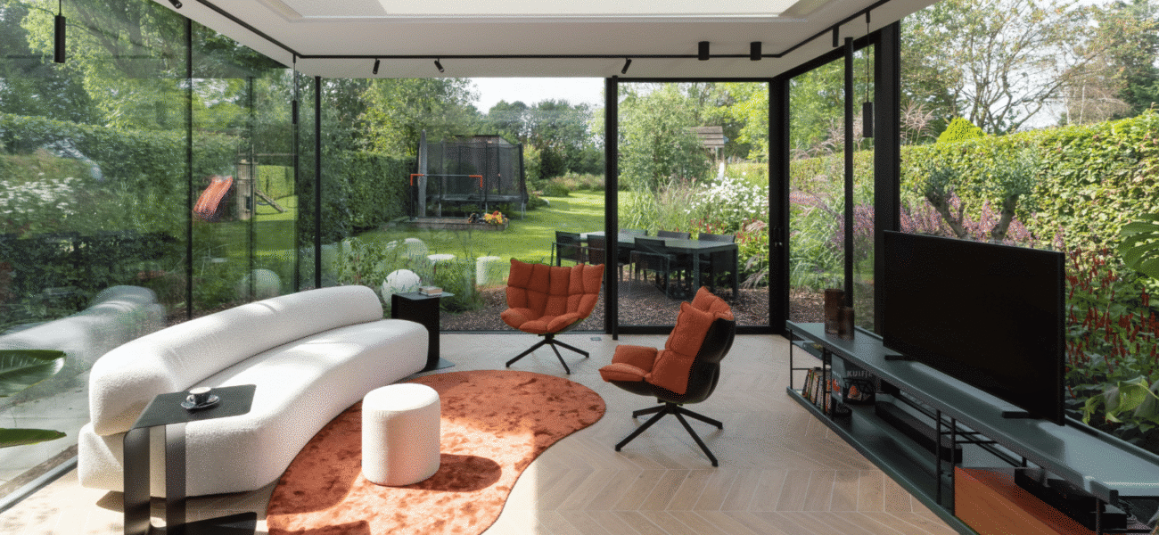 Moderne zwarte aanbouw veranda Dilbeek 5