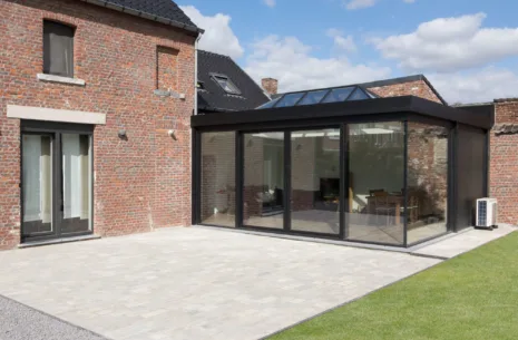 Veranda moderne à Ath