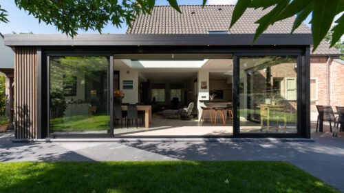 Wat is het verschil tussen een aanbouw en een veranda?