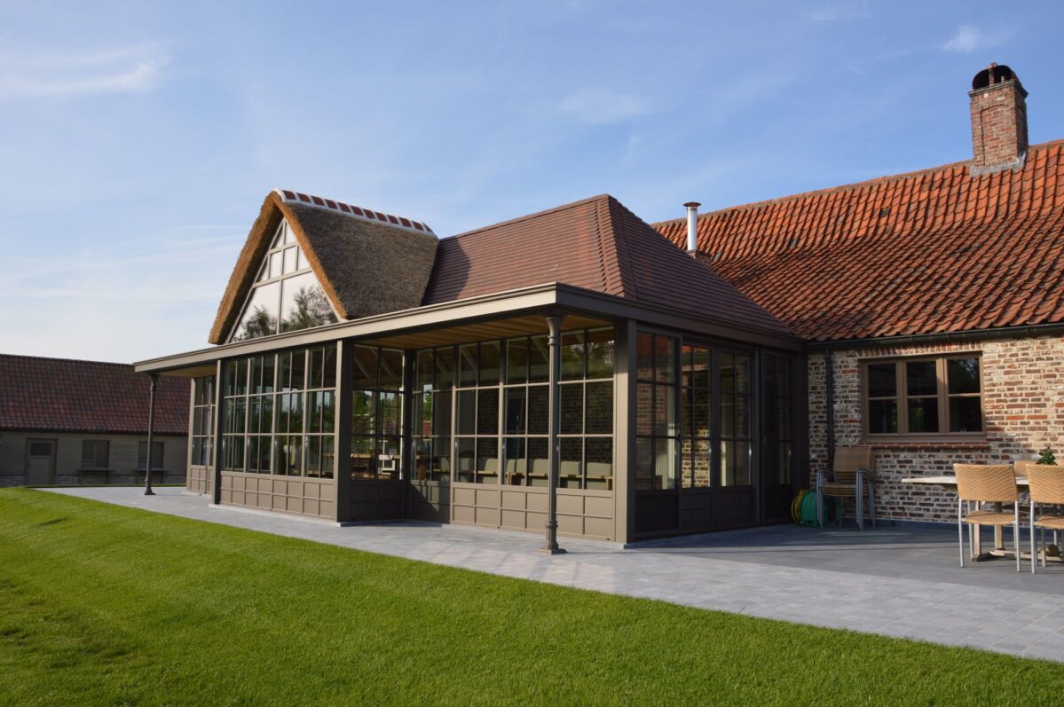 Leefveranda bij oude hoeve te waregem07
